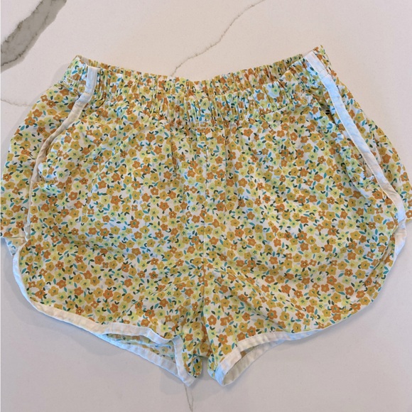 Tea Collection pull on shorts with pockets - Picture 1 of 5